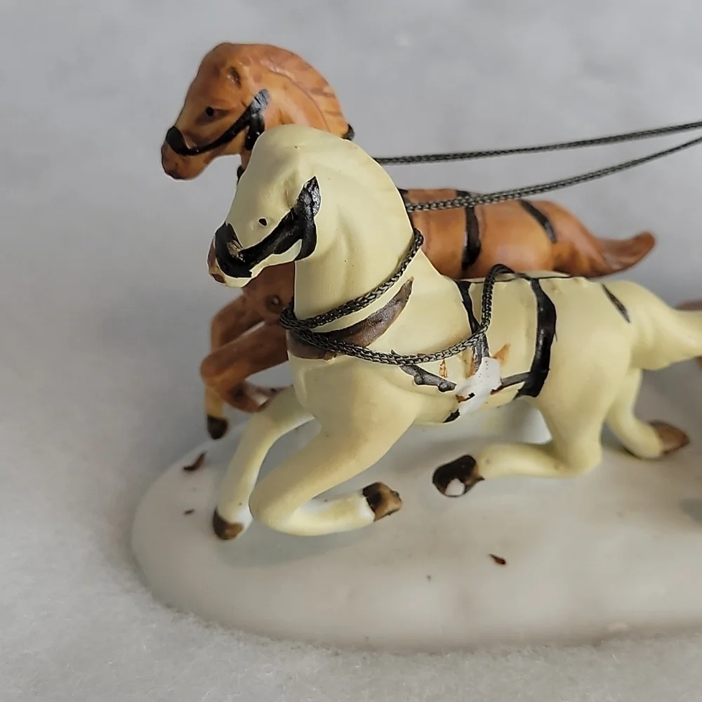 1993 Vintage Lexmas Dickensvale Christmas Horse Sleigh Porcelain Figurine